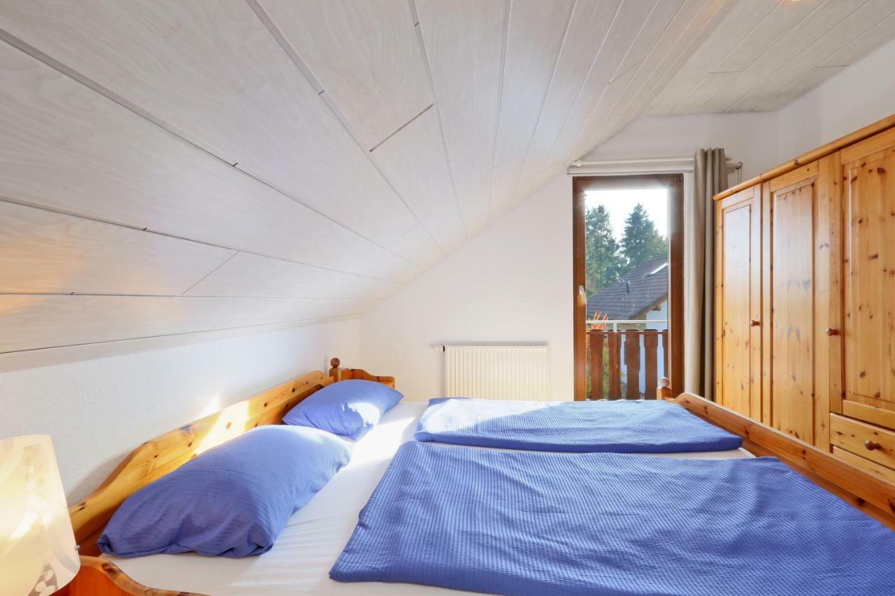 Seepark Kirchheim Ferienhaus Bei Diane Mit Sauna Exterior photo